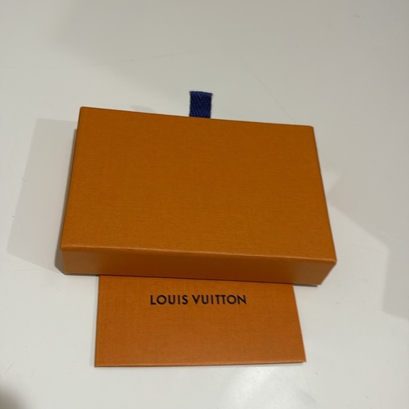 Louis Vuitton Small Slide Opening Box—GREAT for Small Items or Jewelry—NEW! - Picture 3 of 6